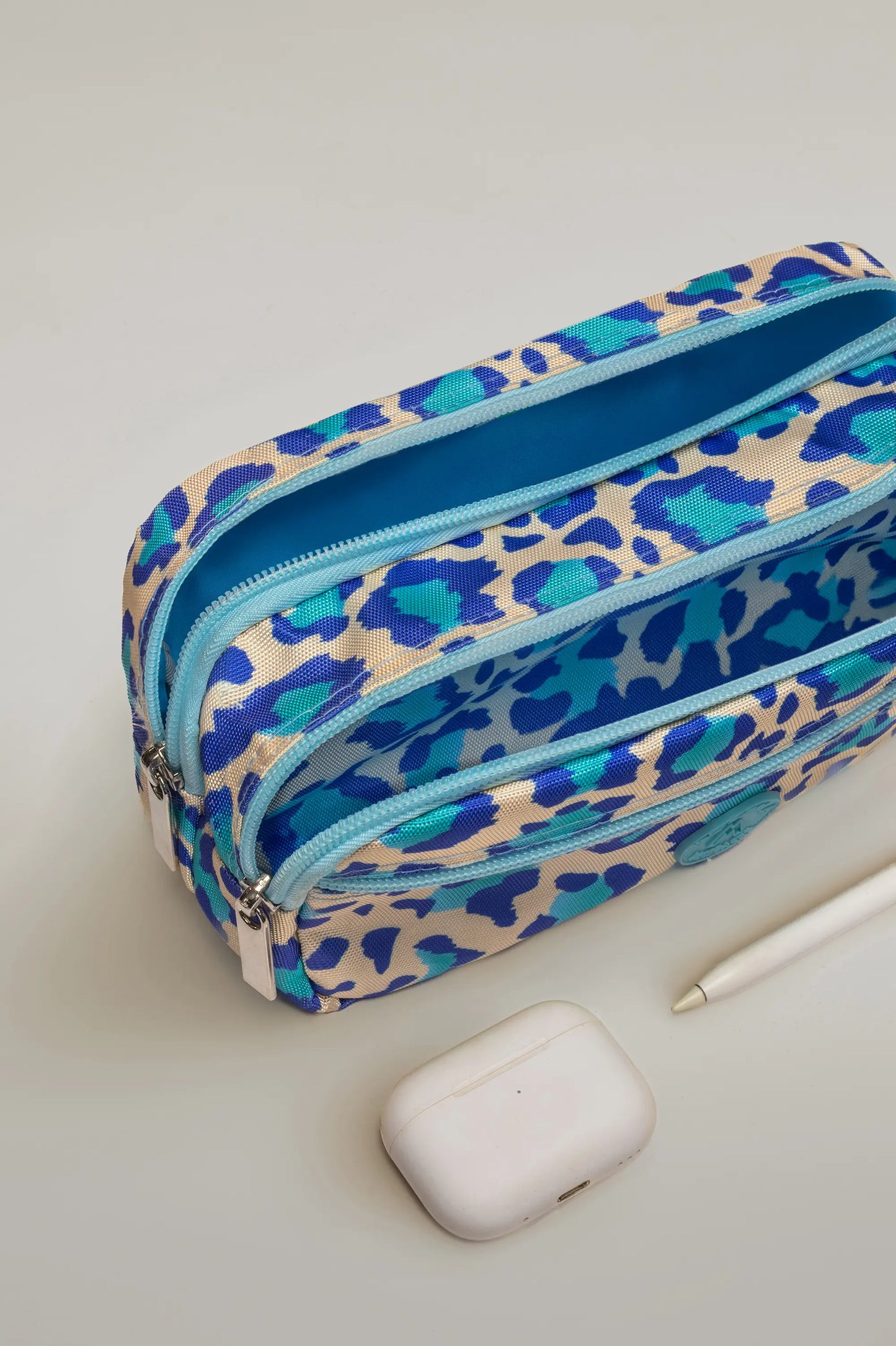 Arctic Lince Pouch